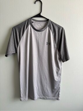 Under Armour Two-Tone Gray Raglan Short Sleeve Performance Tee